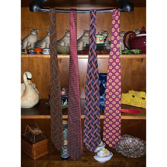 Four Vintage Designer Ties; Armani, Dior, Valentino, - Picture 6 of 7